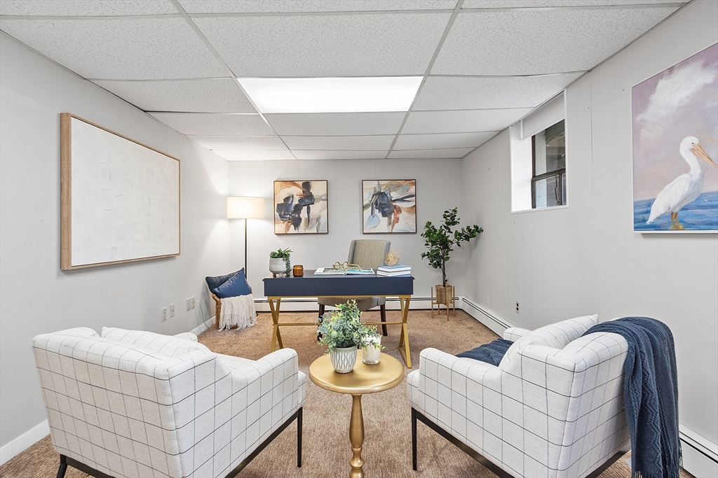 25 Oneida Rd