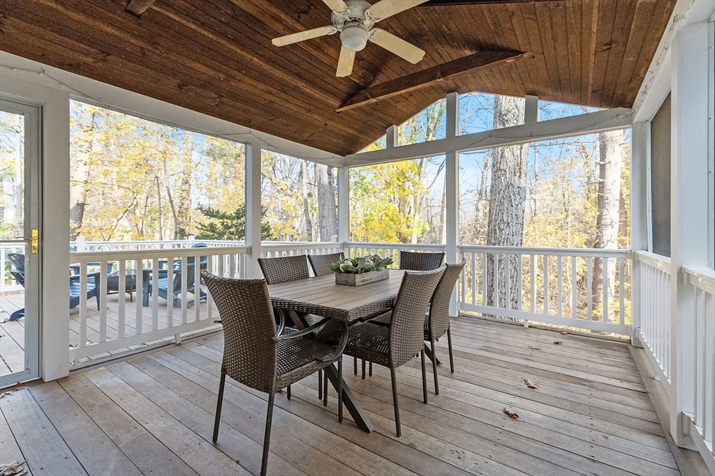 25 Oneida Rd