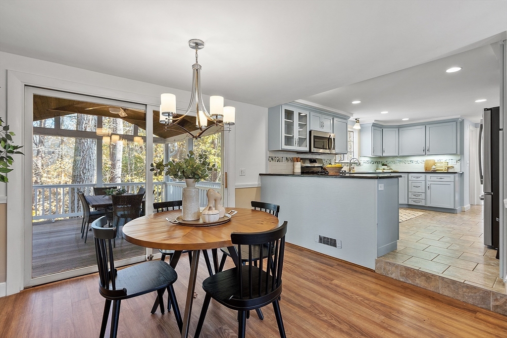 25 Oneida Rd