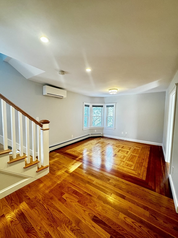 13 Cottage Ave # 2R