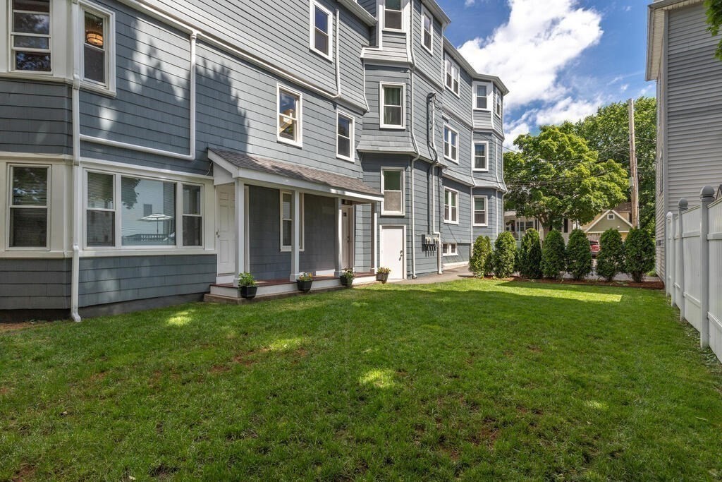 13 Cottage Ave # 2R