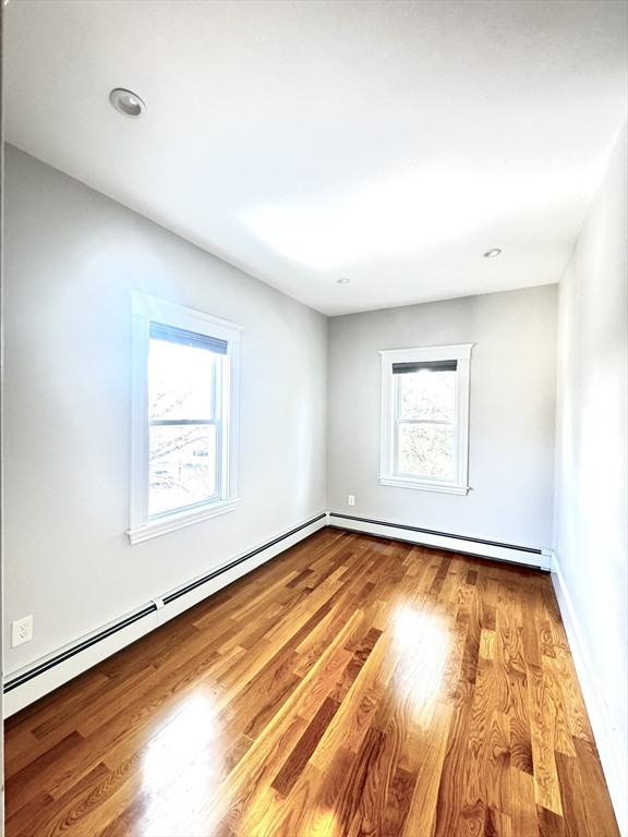 13 Cottage Ave # 2R