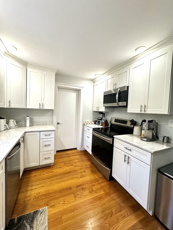 13 Cottage Ave # 2R