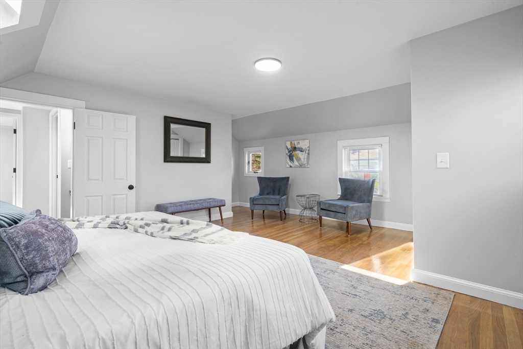 231 Kings Grant Rd