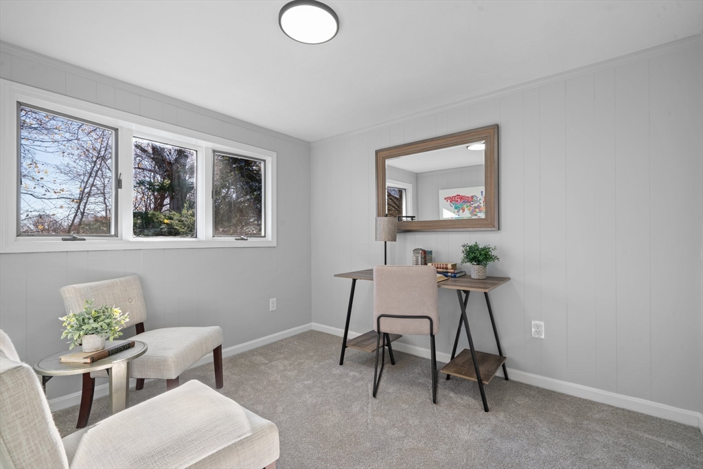 231 Kings Grant Rd