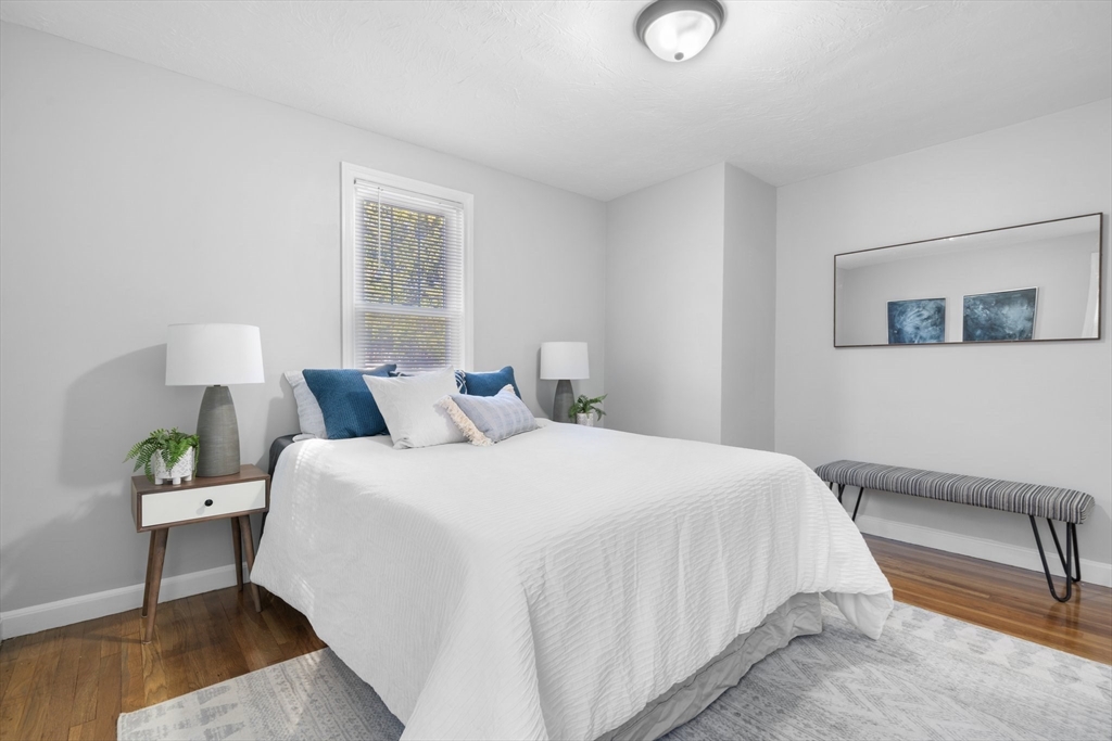 231 Kings Grant Rd