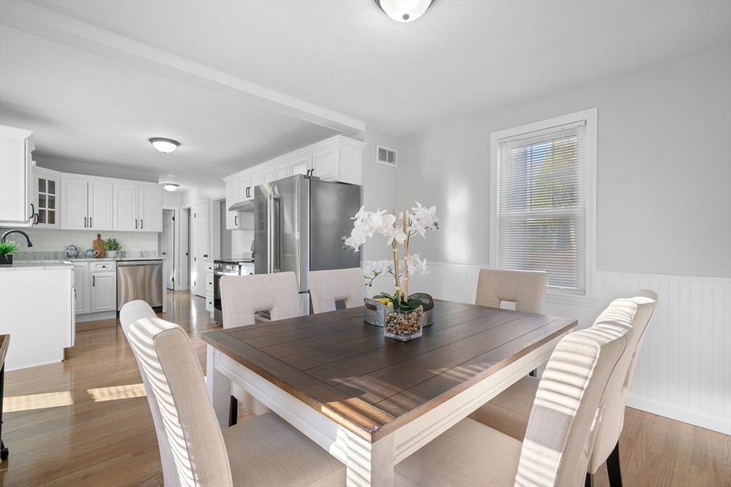 231 Kings Grant Rd