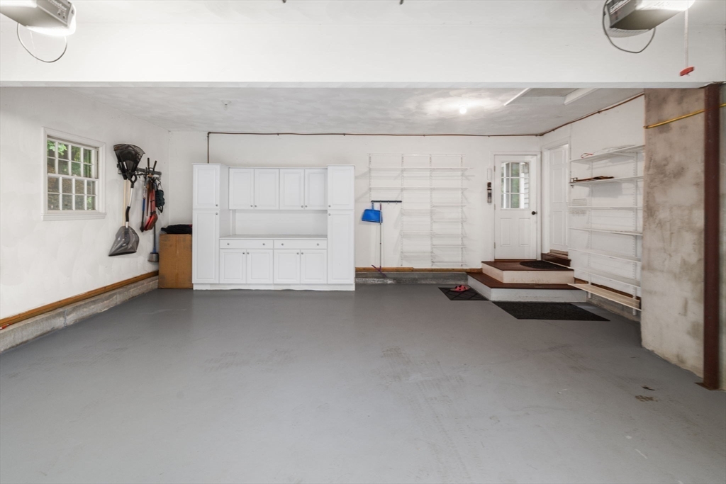 33 Old Village Rd