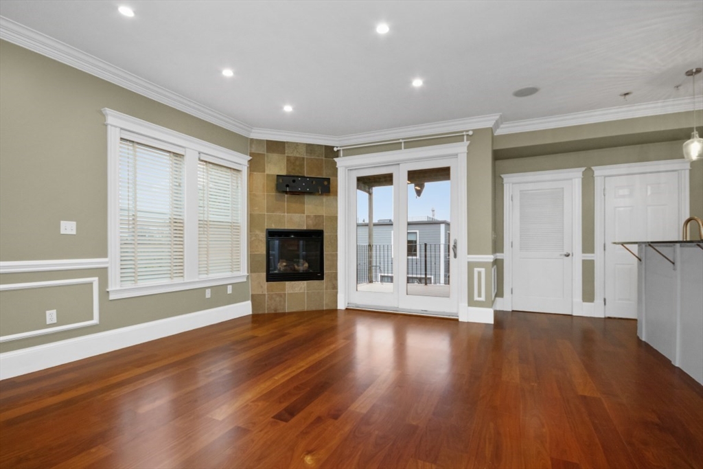 34 Emerson St # 2