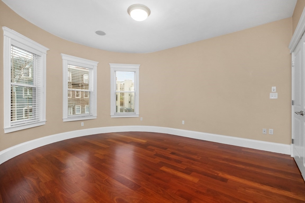 34 Emerson St # 2