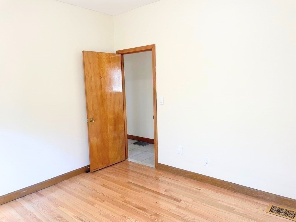 150 Spruce St. # 1