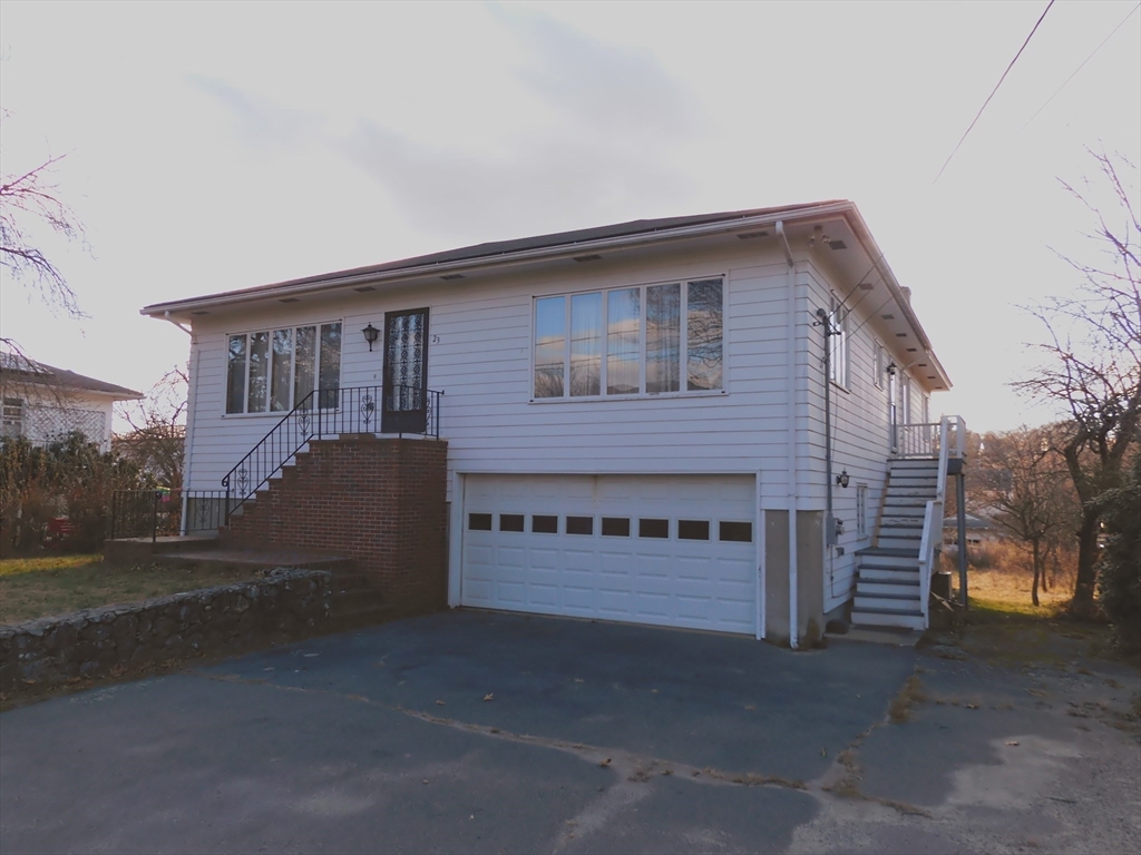 23 Henry Ave
