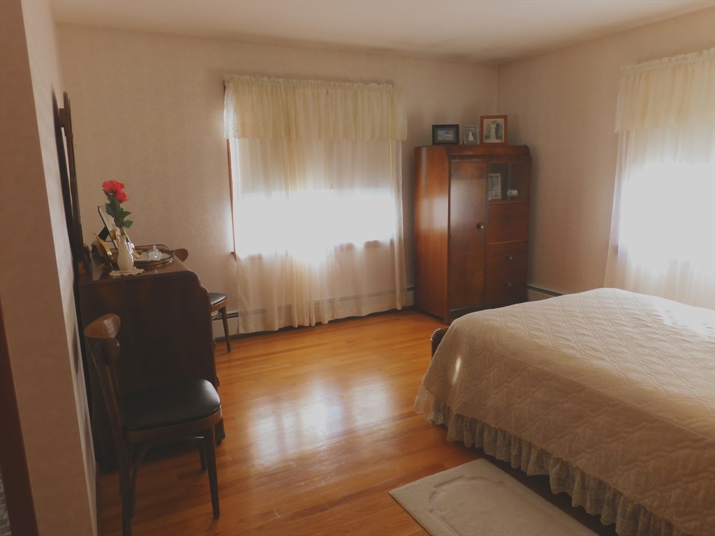 23 Henry Ave