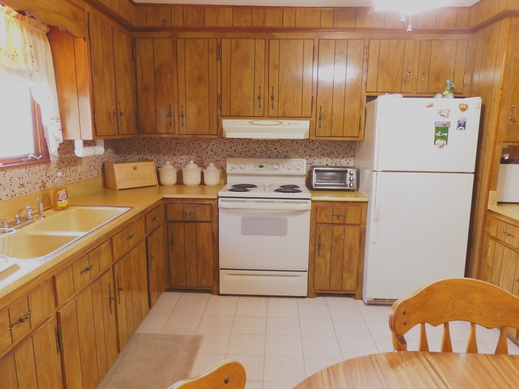 23 Henry Ave