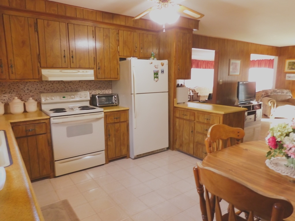 23 Henry Ave
