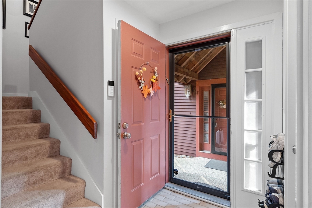 7 Woodridge Lane # 7