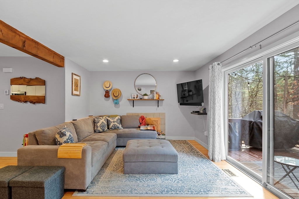 7 Woodridge Lane # 7