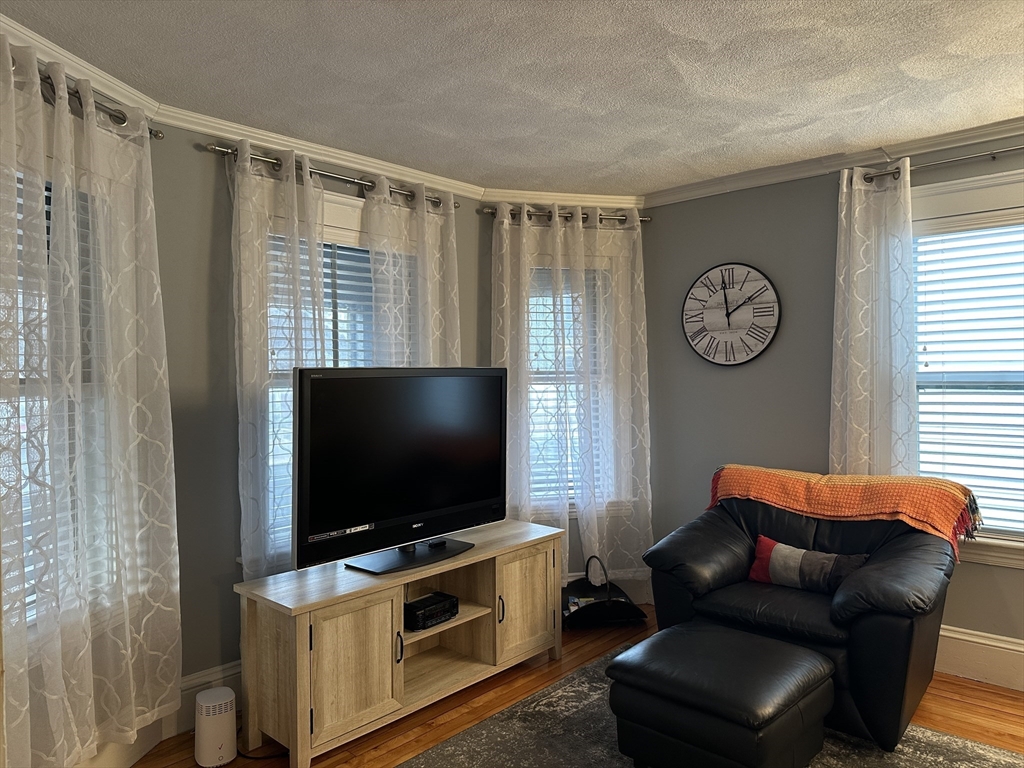 28 Maple Avenue # 1