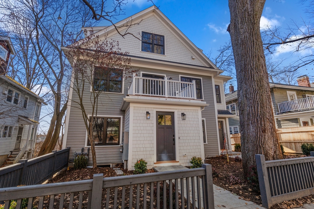 61 Mason Terrace # 61