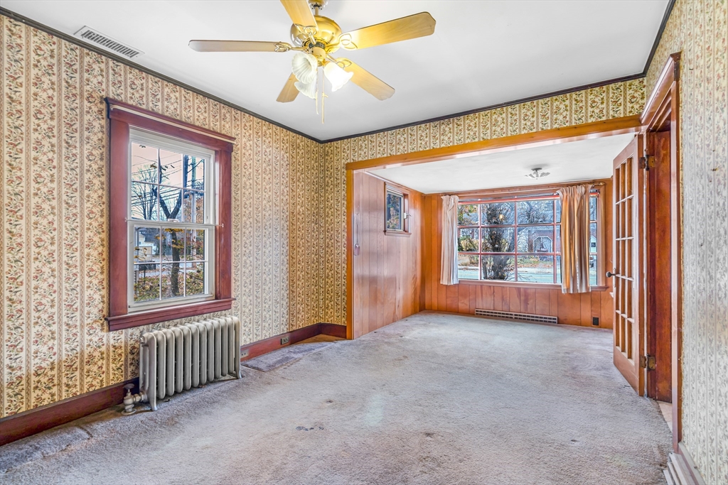 243 Main St