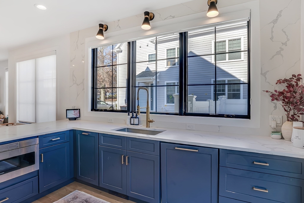 646 Webster St # 646