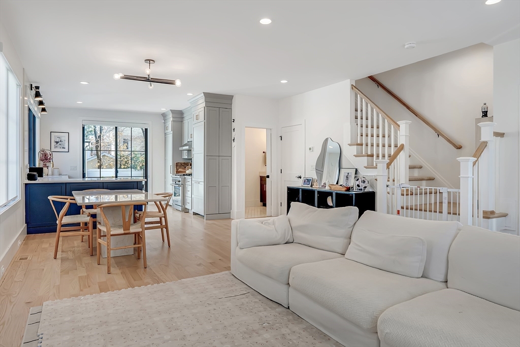 646 Webster St # 646
