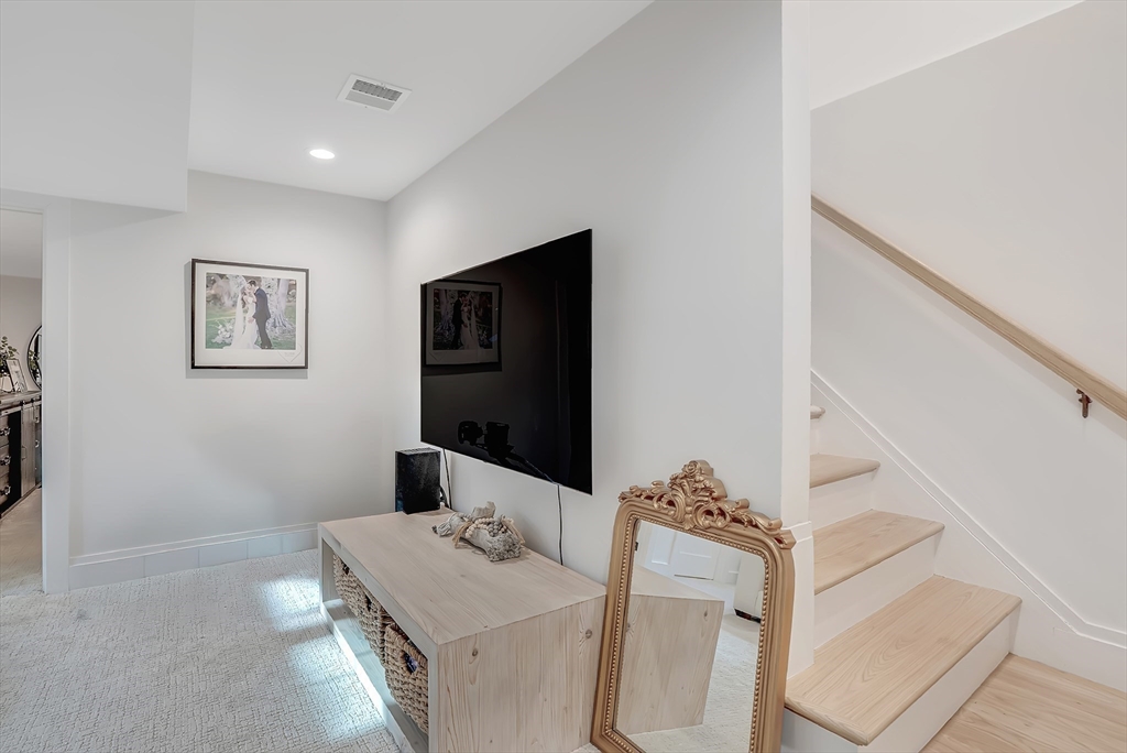 646 Webster St # 646