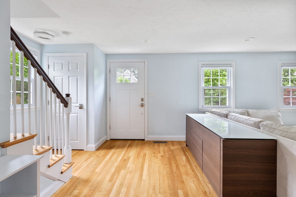 14 Evergreen Ave