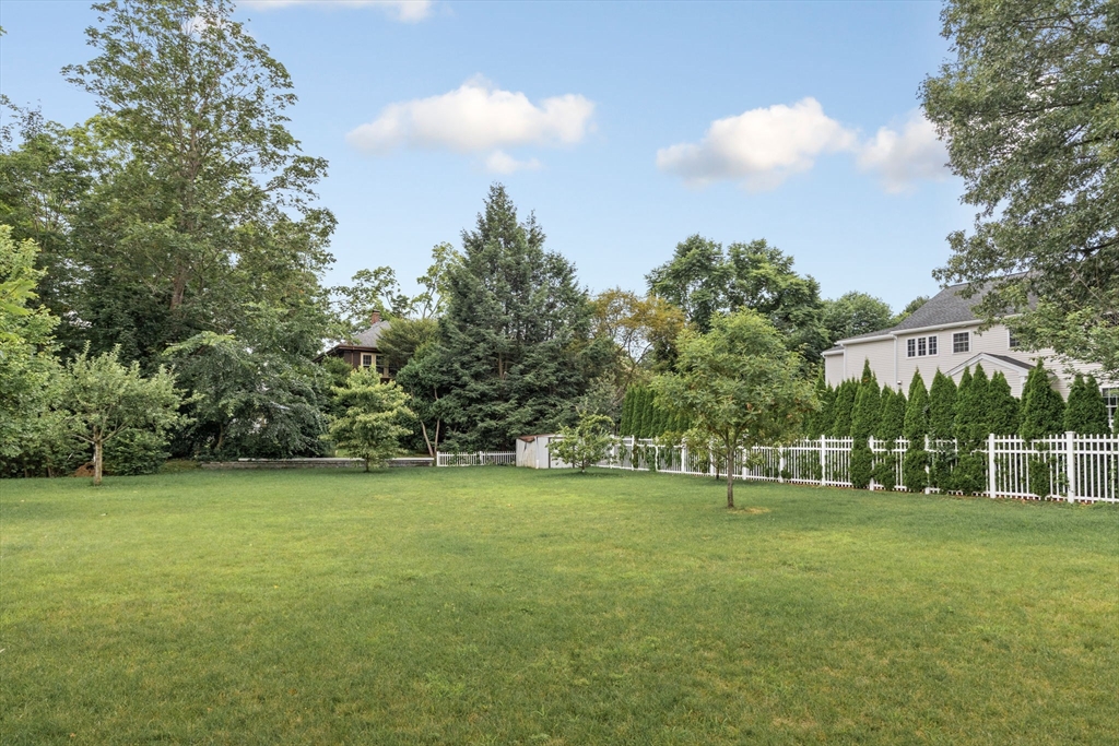 14 Evergreen Ave