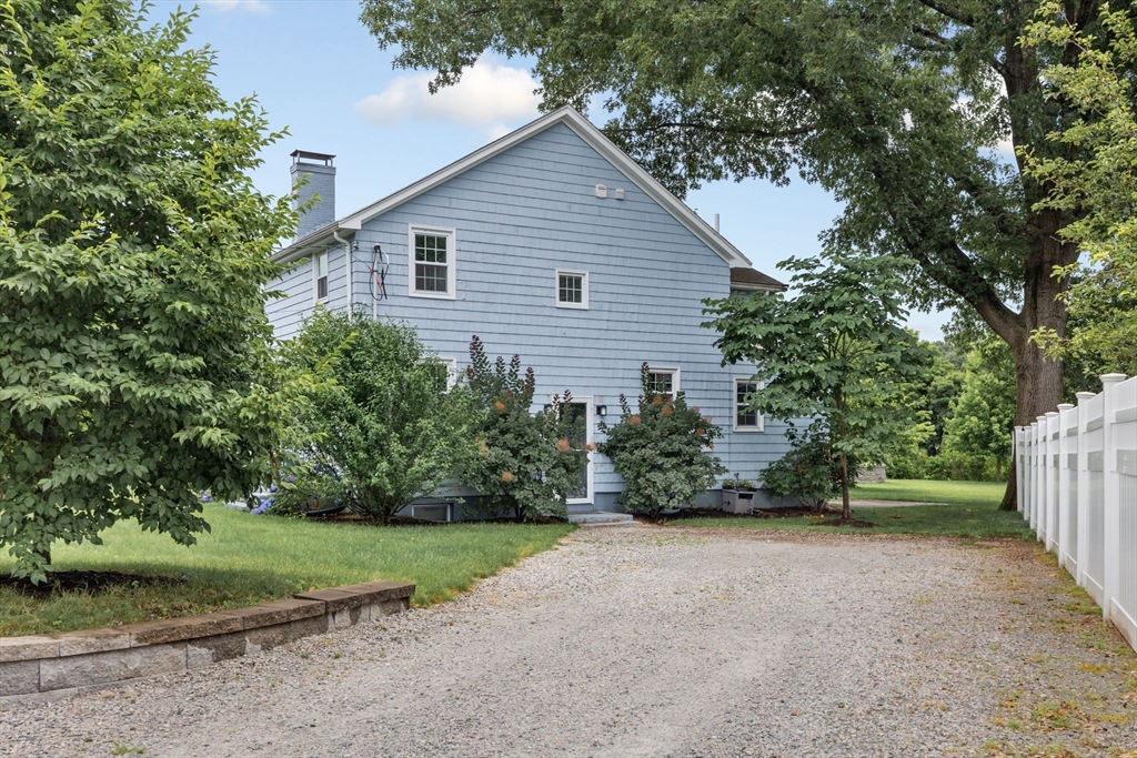 14 Evergreen Ave