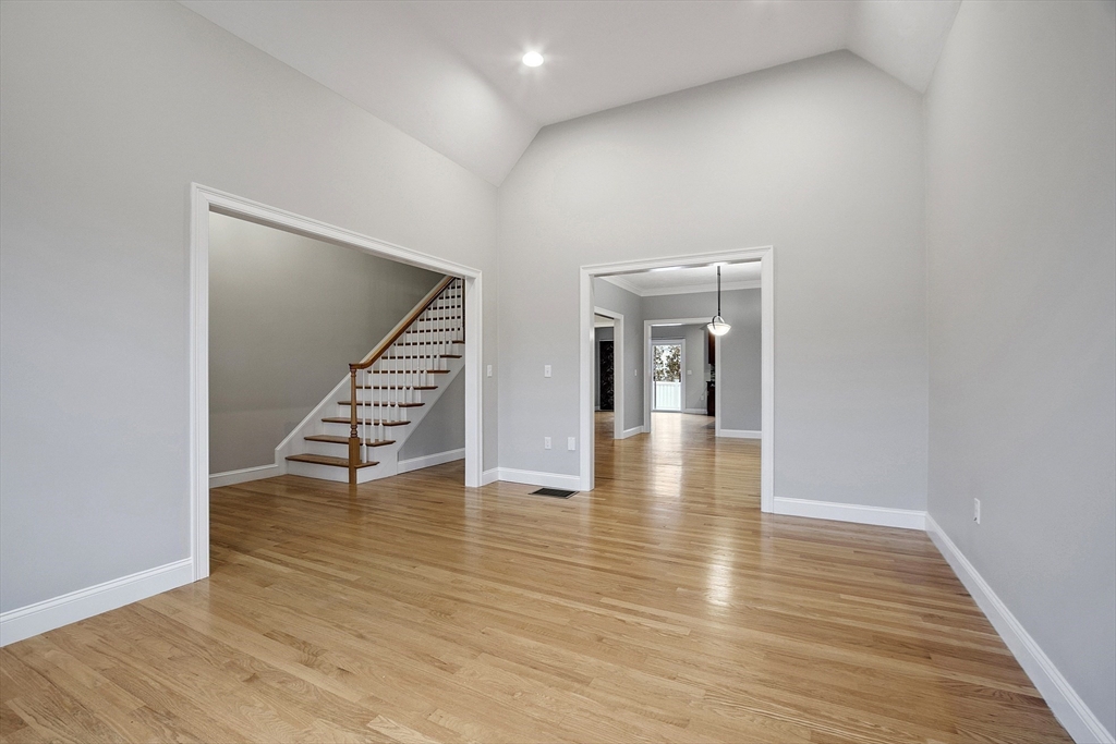 1 Martha Ln # 1