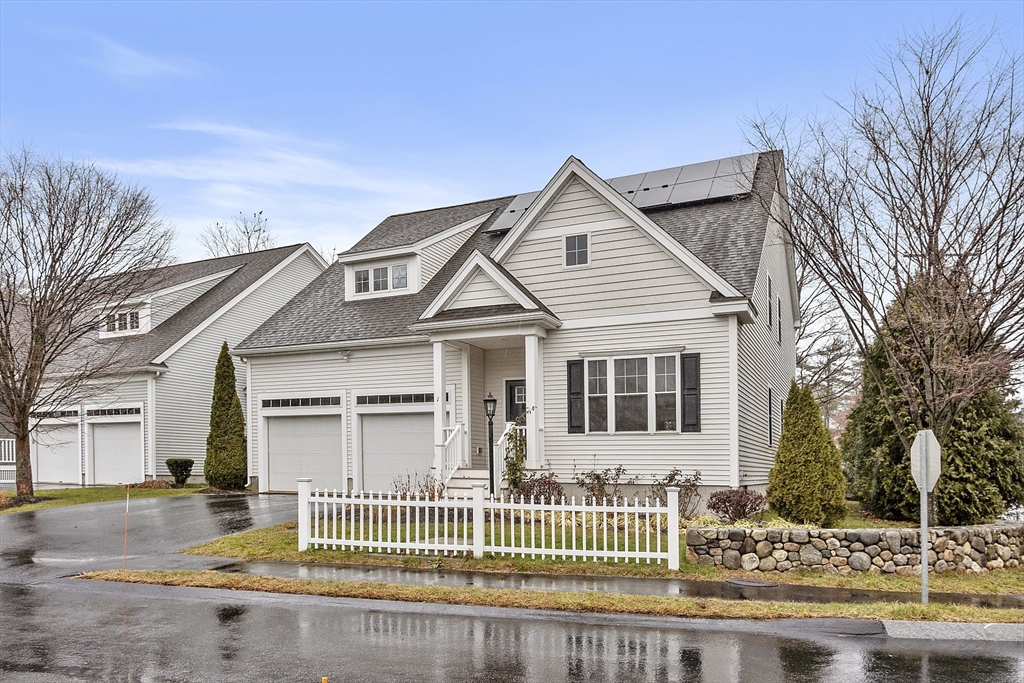 1 Martha Ln # 1