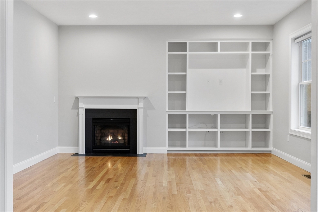 1 Martha Ln # 1