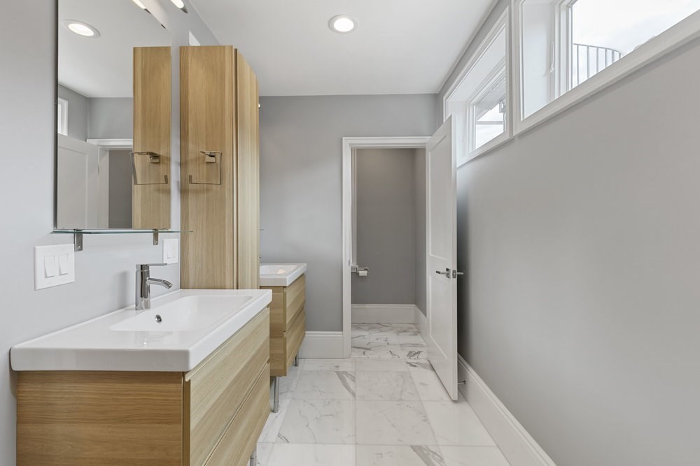 150-152 Huron Avenue # 150