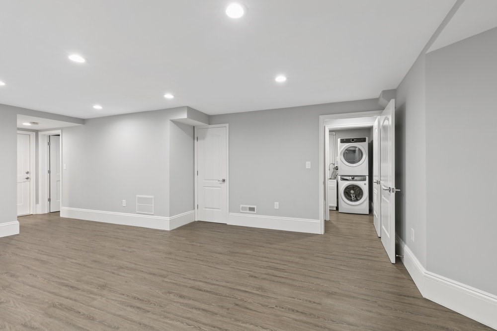 150-152 Huron Avenue # 150