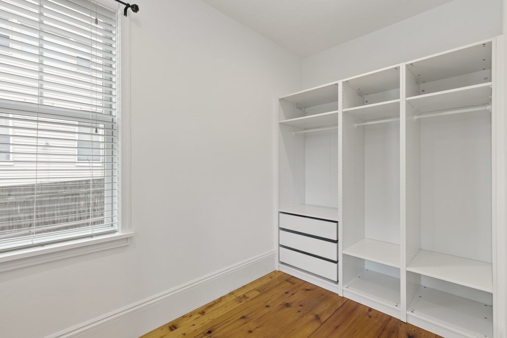 150-152 Huron Avenue # 150