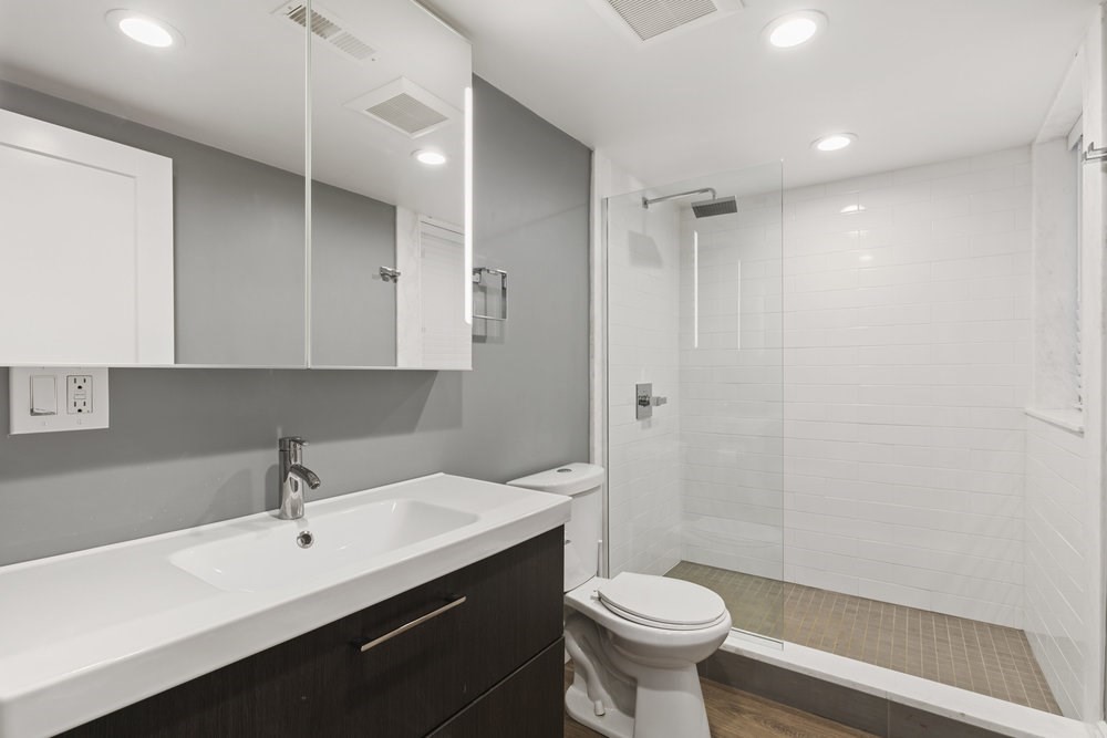 150-152 Huron Avenue # 150