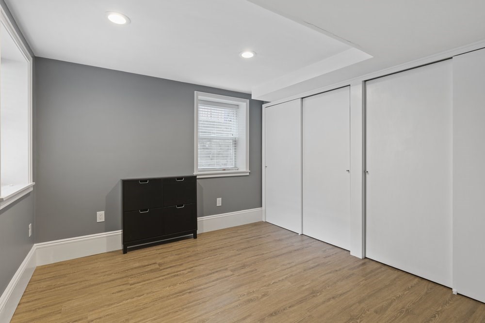 150-152 Huron Avenue # 150