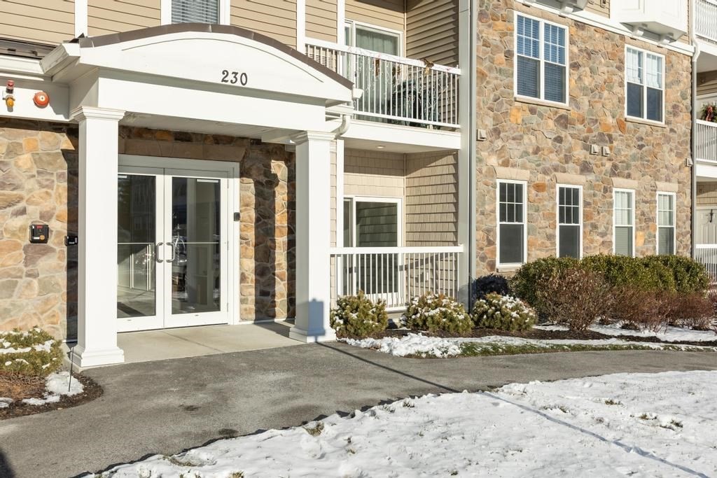 230 Martins Landing # 105