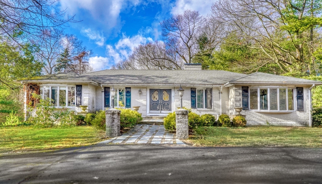 23 Olde Village Dr