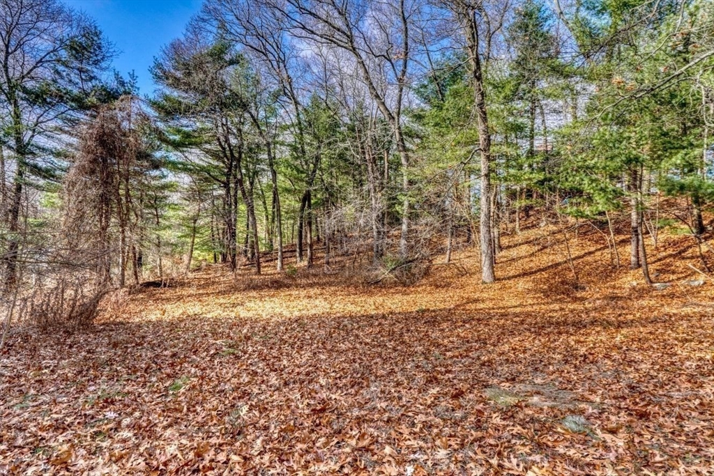 23 Olde Village Dr