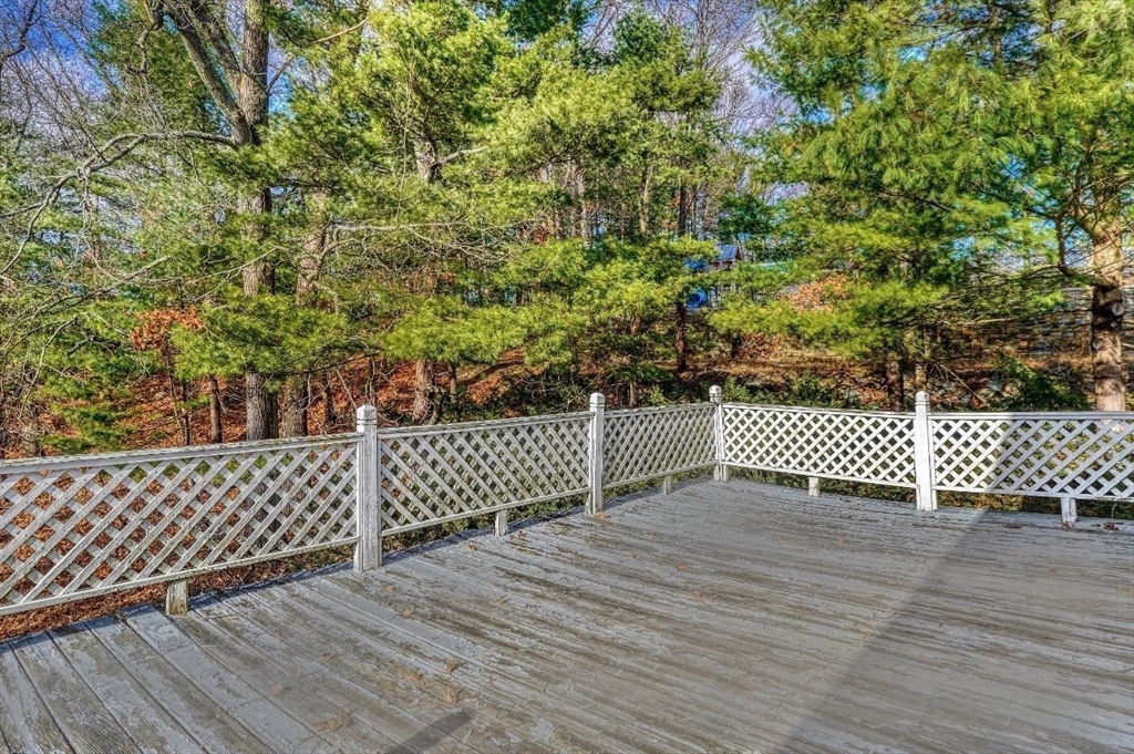 23 Olde Village Dr