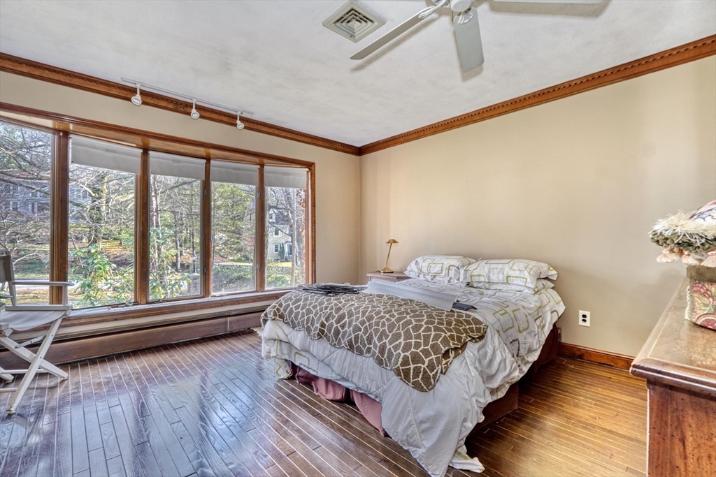 23 Olde Village Dr