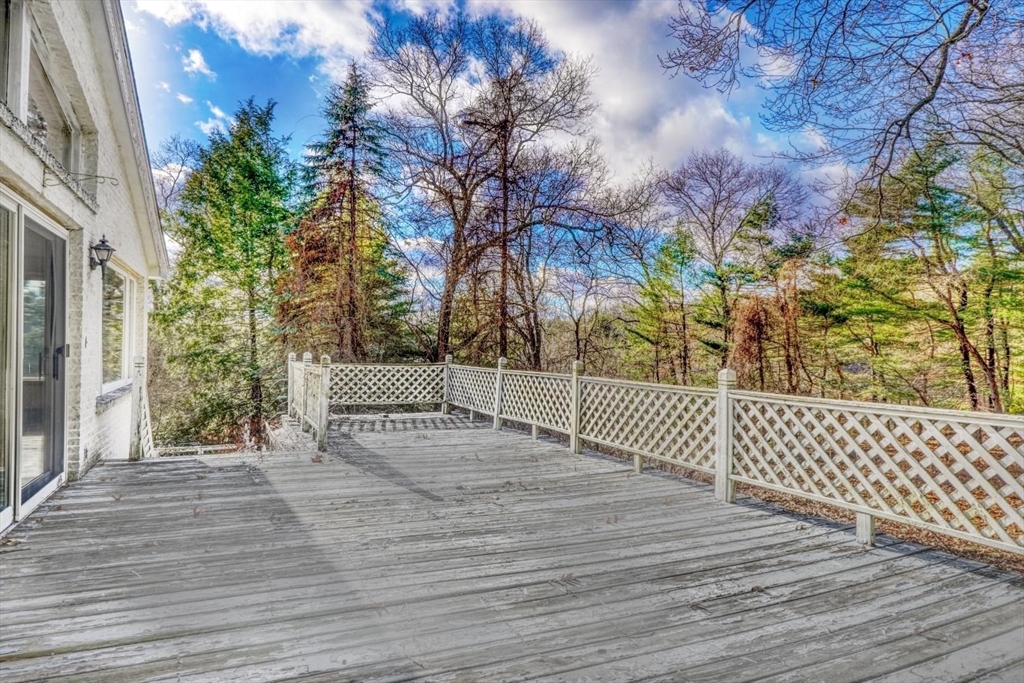 23 Olde Village Dr