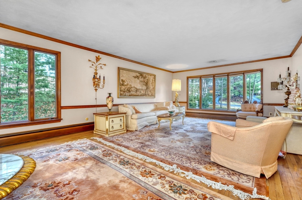 23 Olde Village Dr