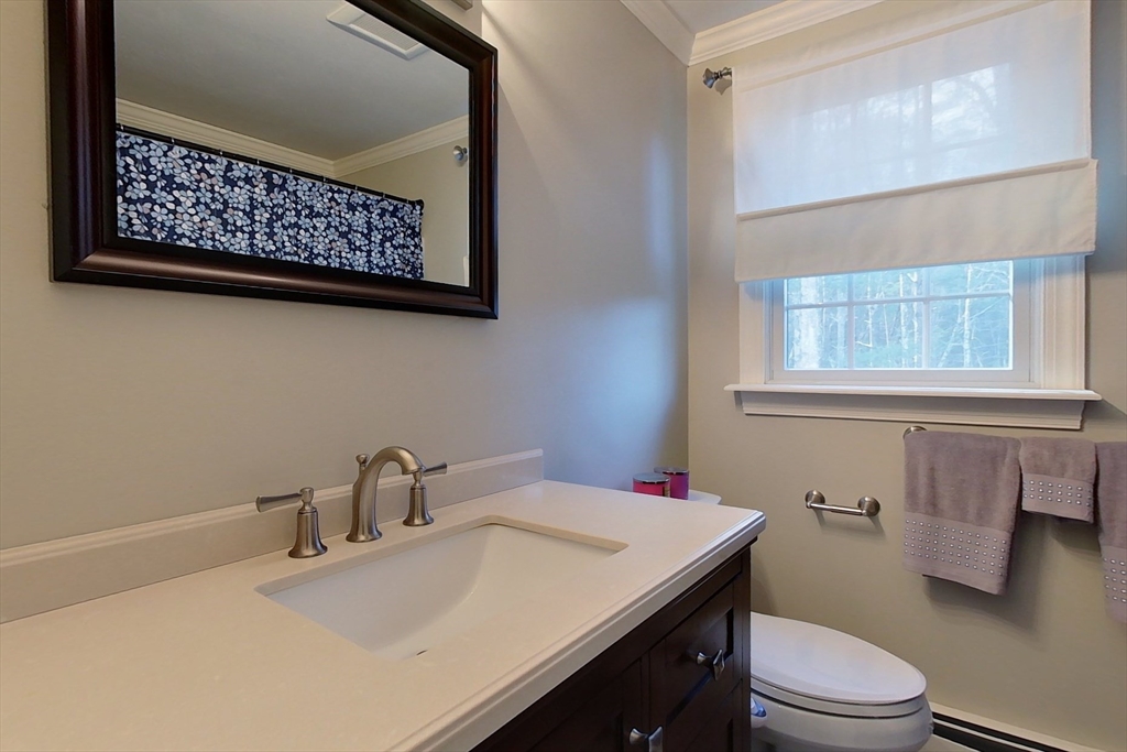 233 Nashua Rd