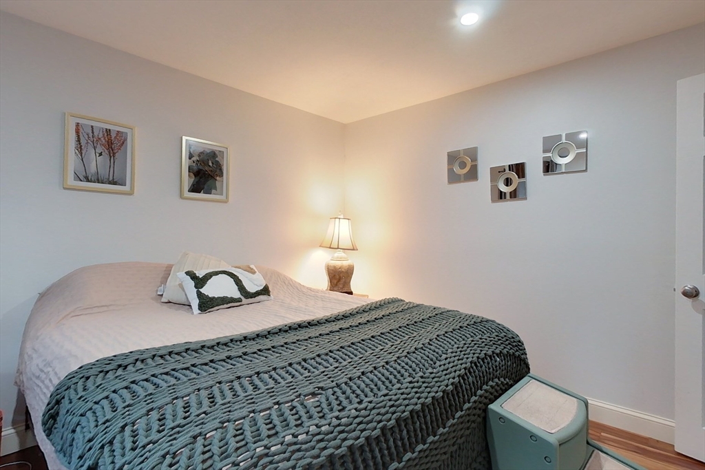 233 Nashua Rd