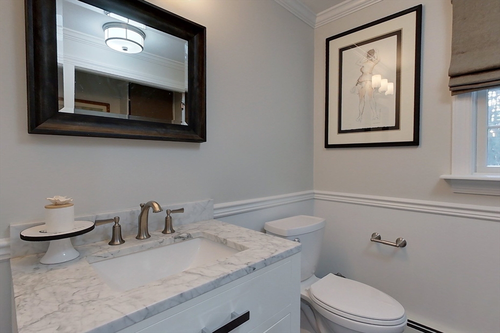 233 Nashua Rd