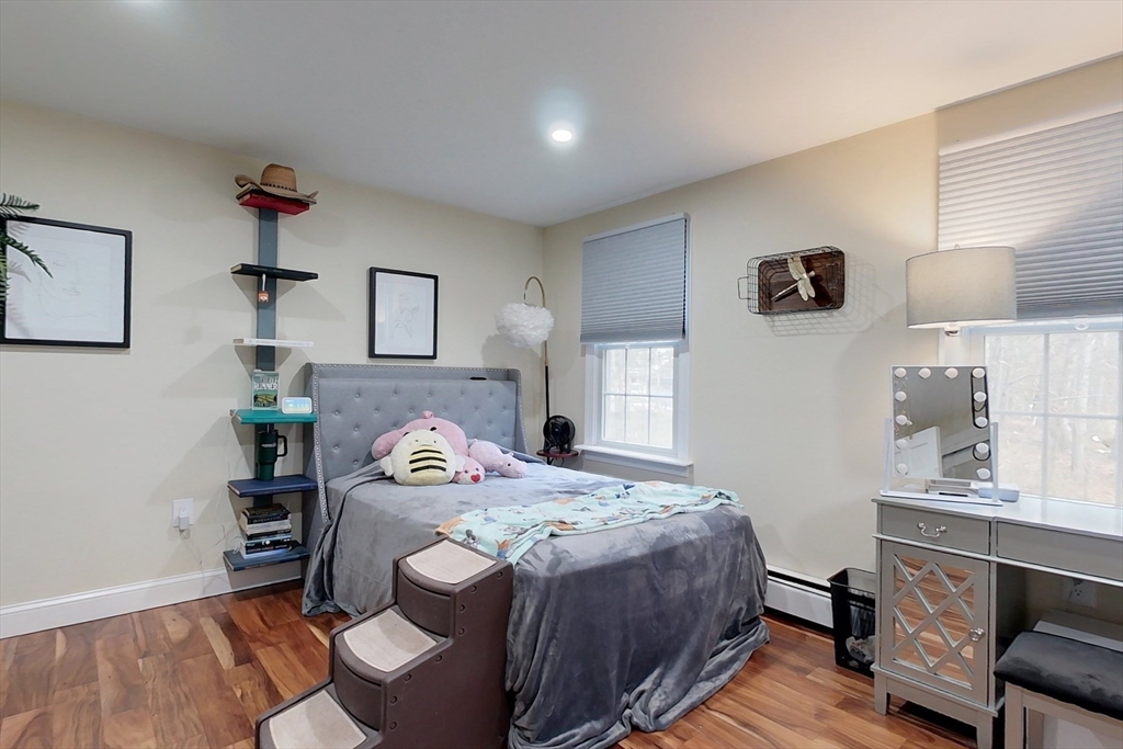 233 Nashua Rd
