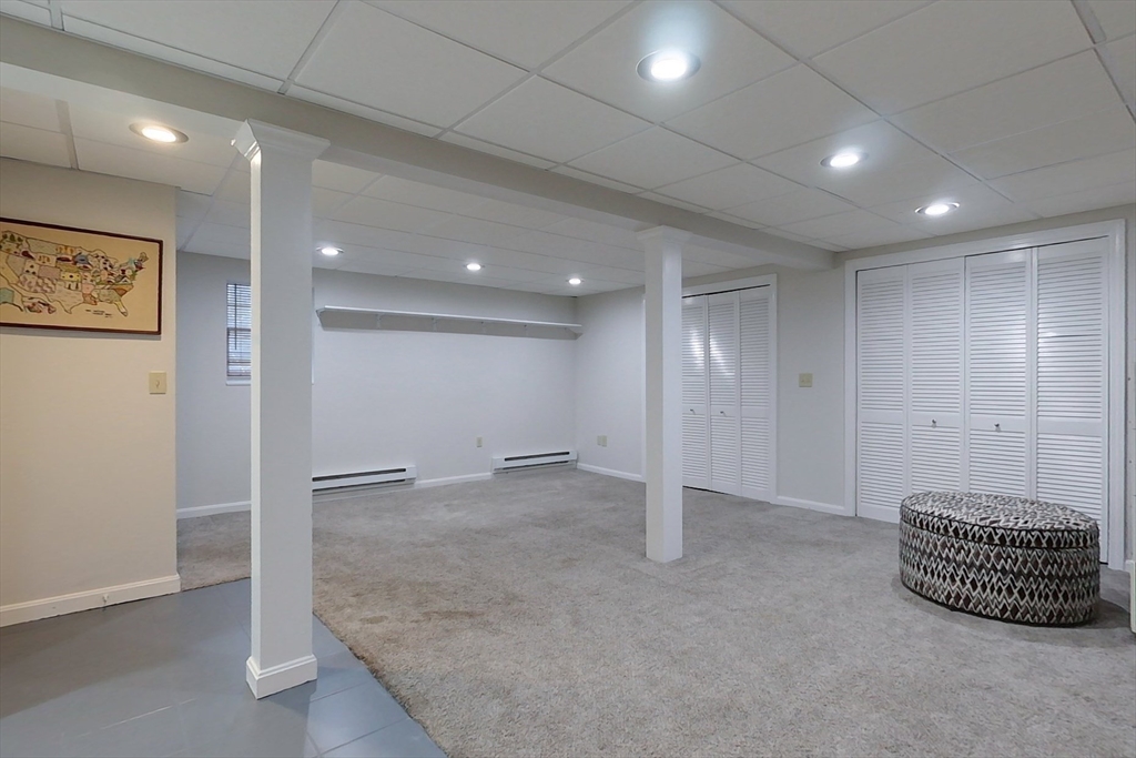 233 Nashua Rd